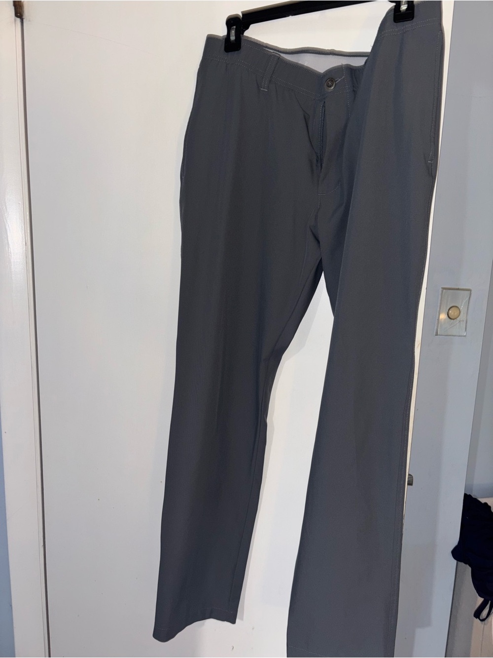 Under Armour Men's Straight Fit Pants - Gray